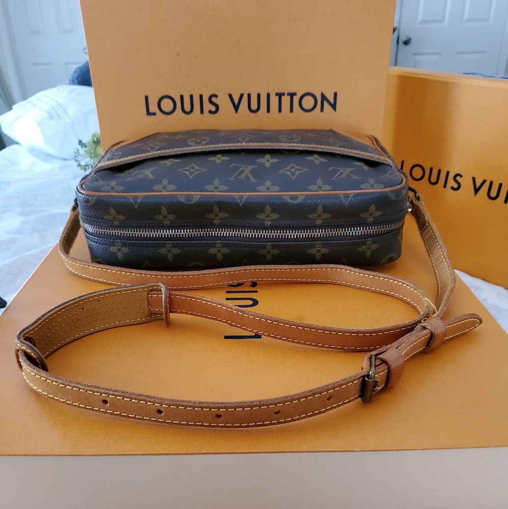 🎀Louis Vuitton Trocadero 27 Women's Crossbody Bag🎀 - Picture 8 of 17